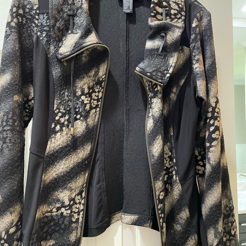 Frank Lyman Black and Taupe Lightweight Jacket